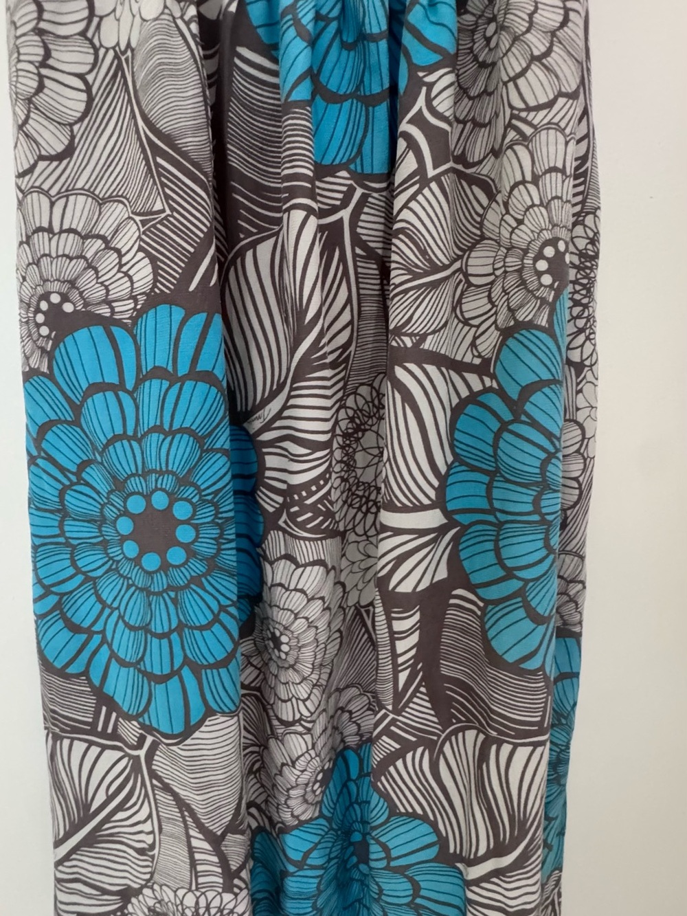 Trina Turk 100% Silk Blue and Gray Floral Maxi Dress Size 0 Summer Beach Coastal - Picture 4 of 9